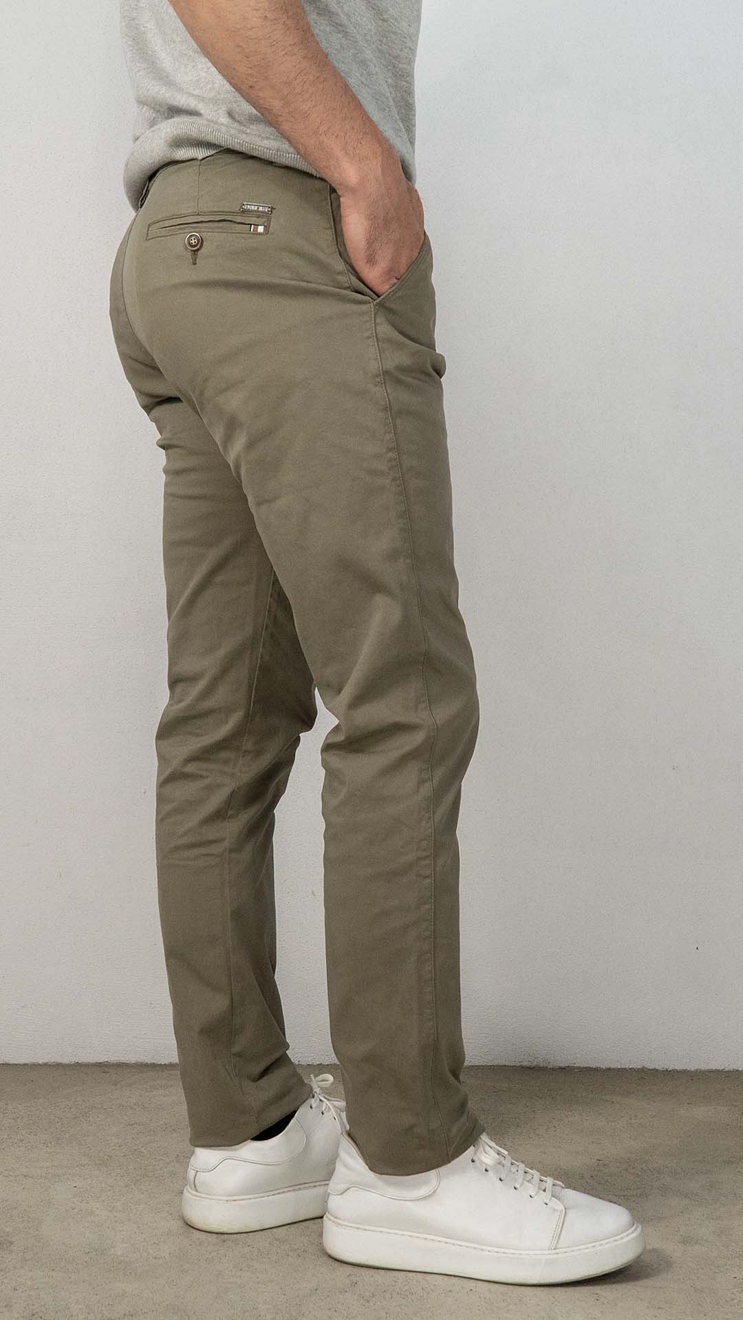 Calças Chino Khaki