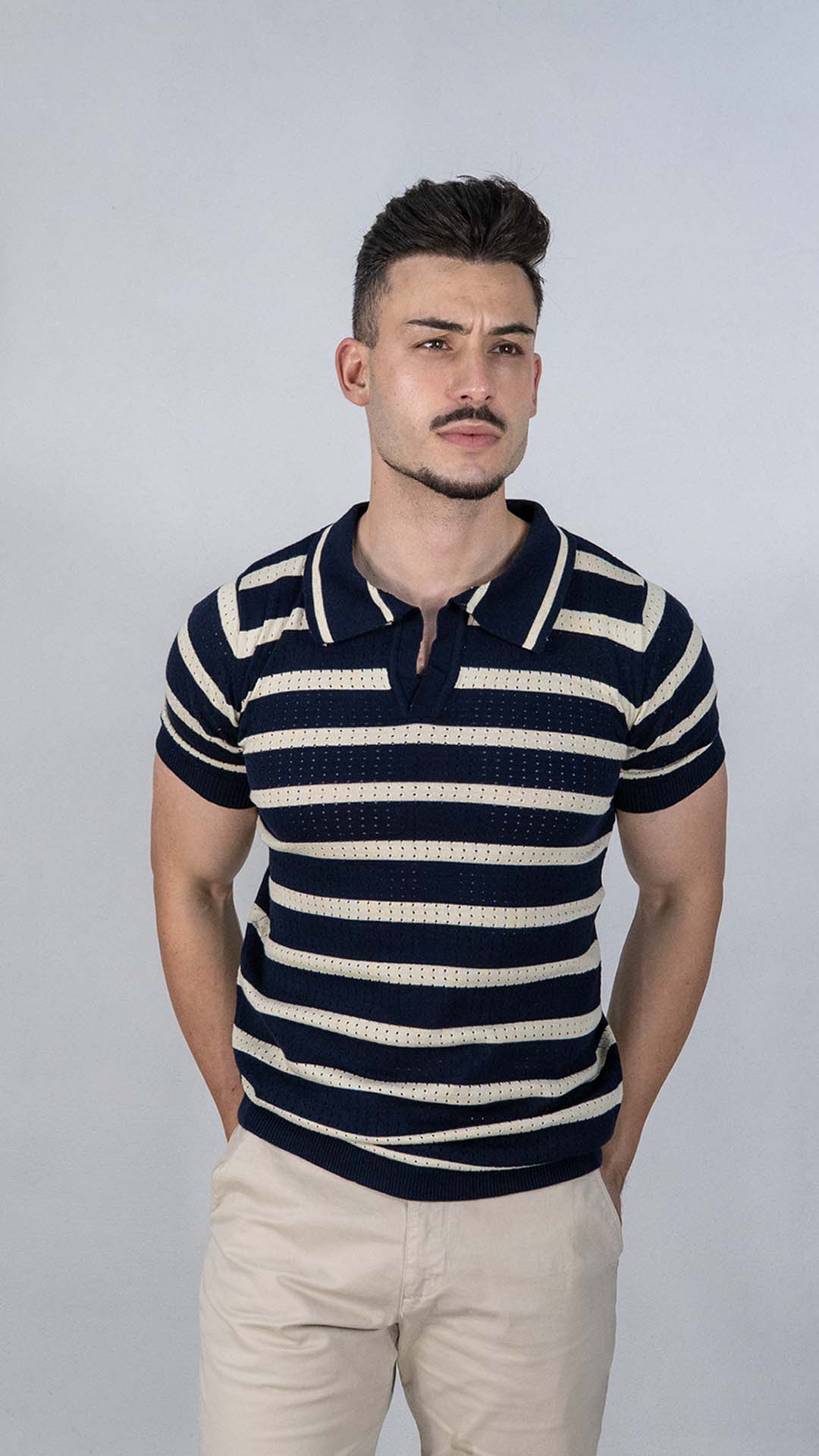 Polo Azul Com Riscas Bege