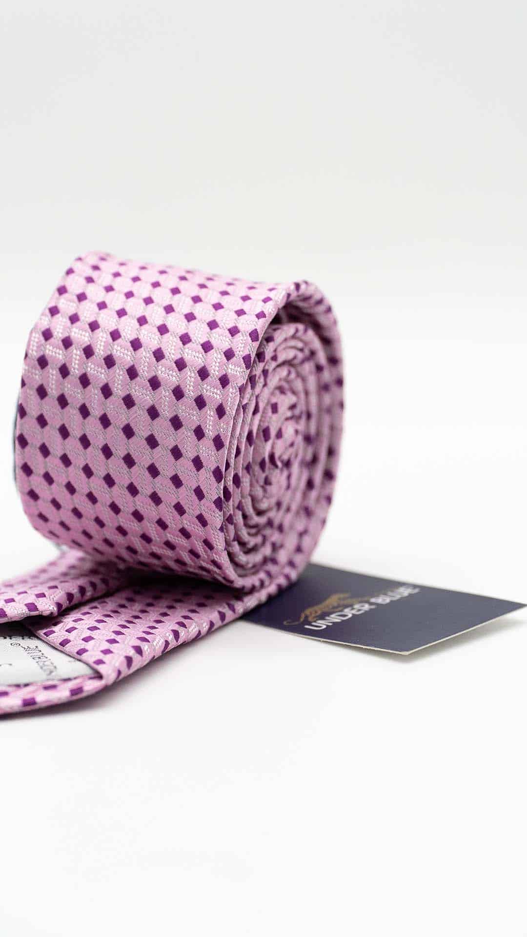 Gravata Skinny com Padrão Rosa e Vermelho