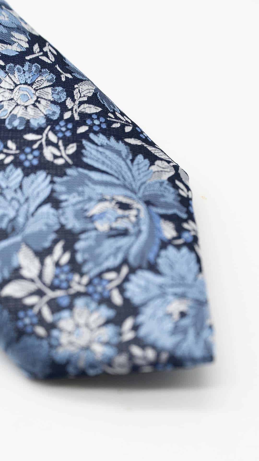 Lenço de Bolso Azul Marinho com Padrão