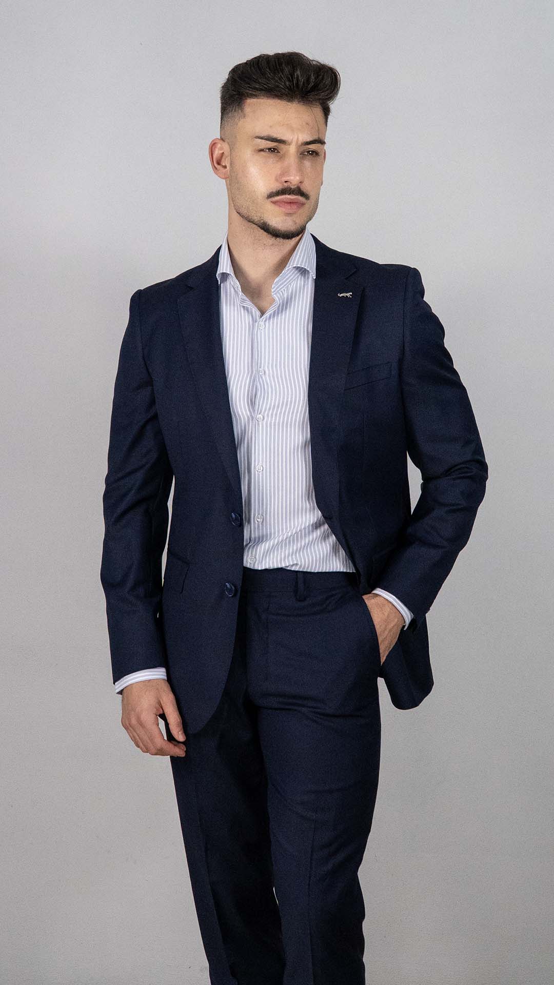 Fato Azul de Lã