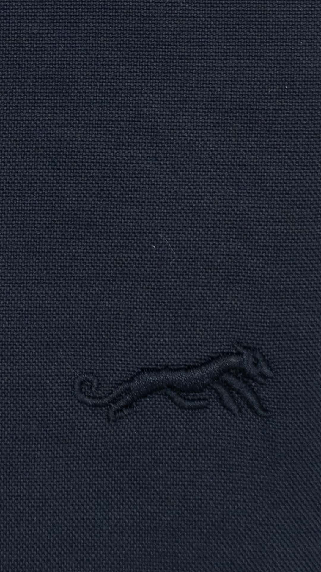 Camisa Botão no Colarinho Azul Escuro