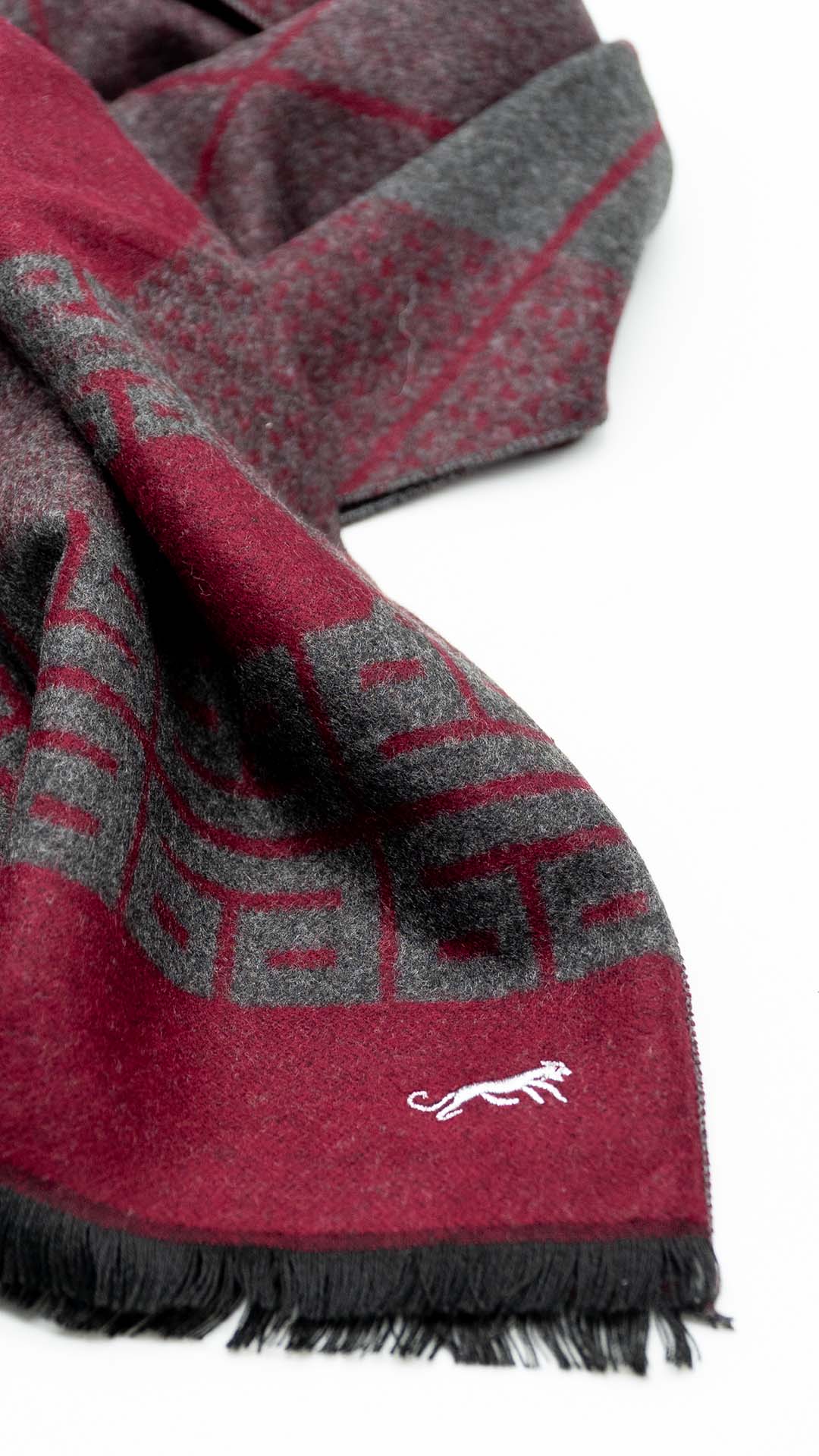 Cachecol Burgundy e Cinza