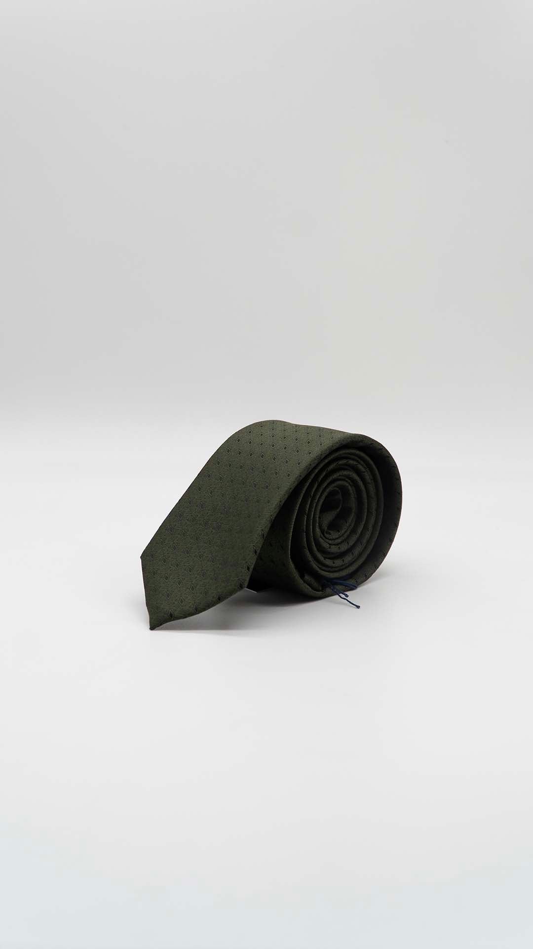 Gravata Skinny Verde Tropa Com Padrão