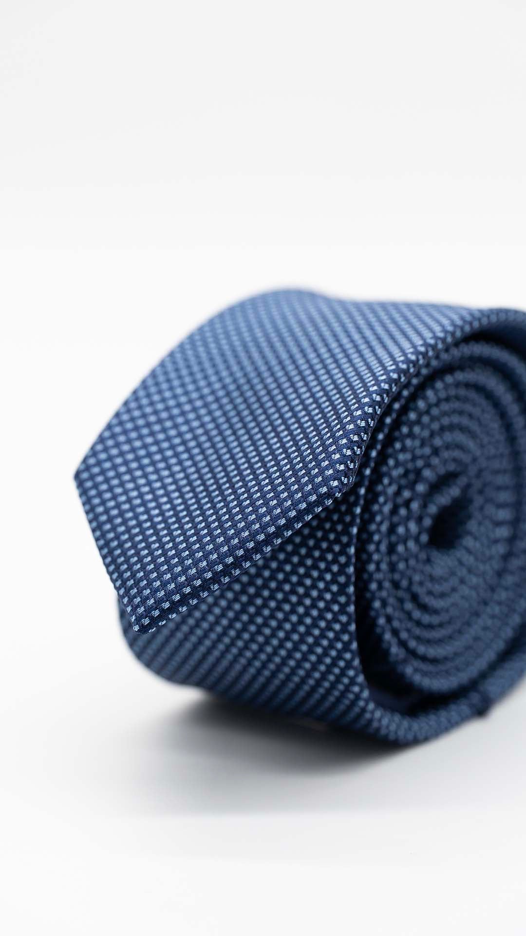 Gravata Skinny Azul Escuro Com Padrão