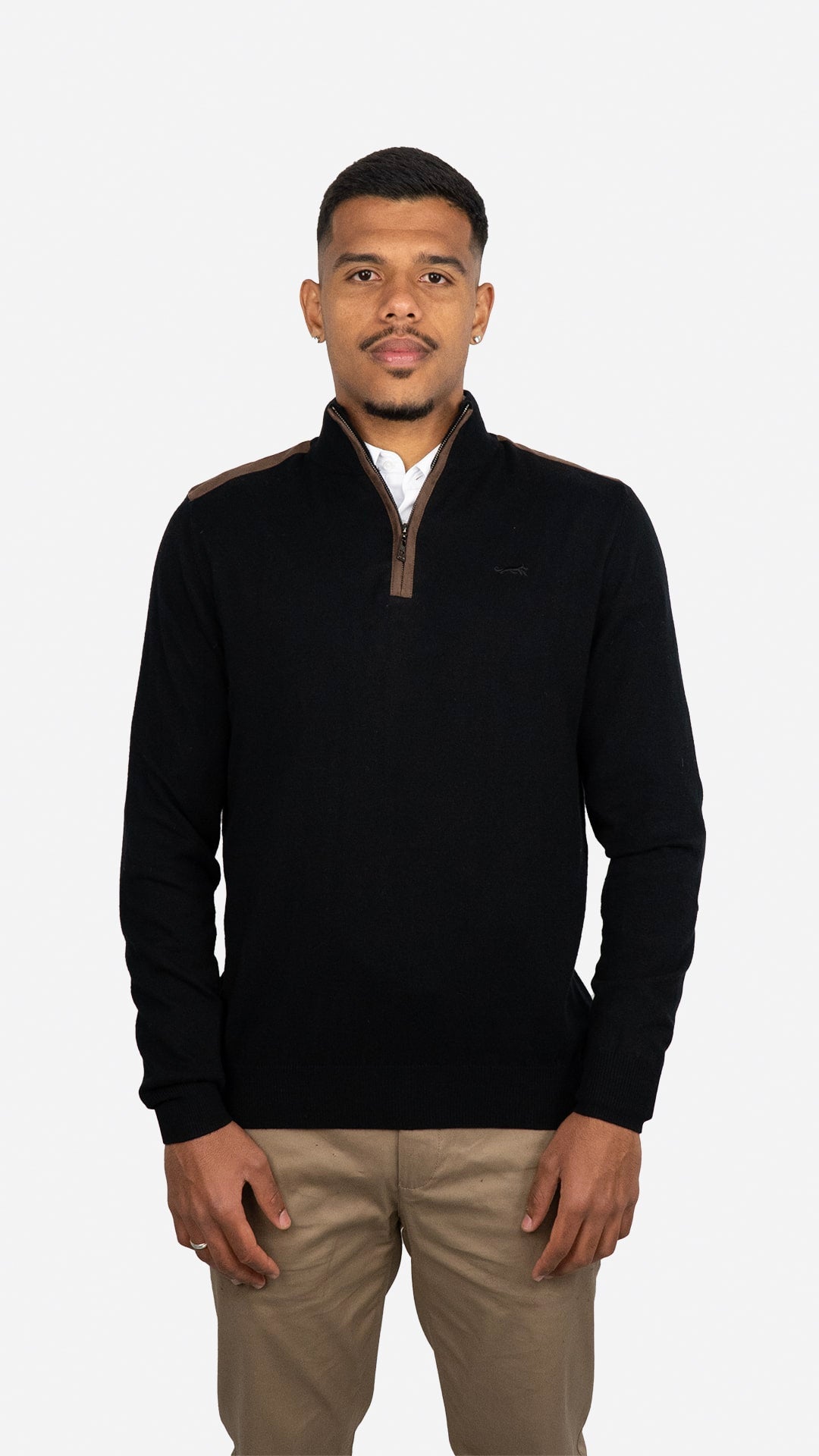 Camisola de Malha Preta com Fecho — Under Blue