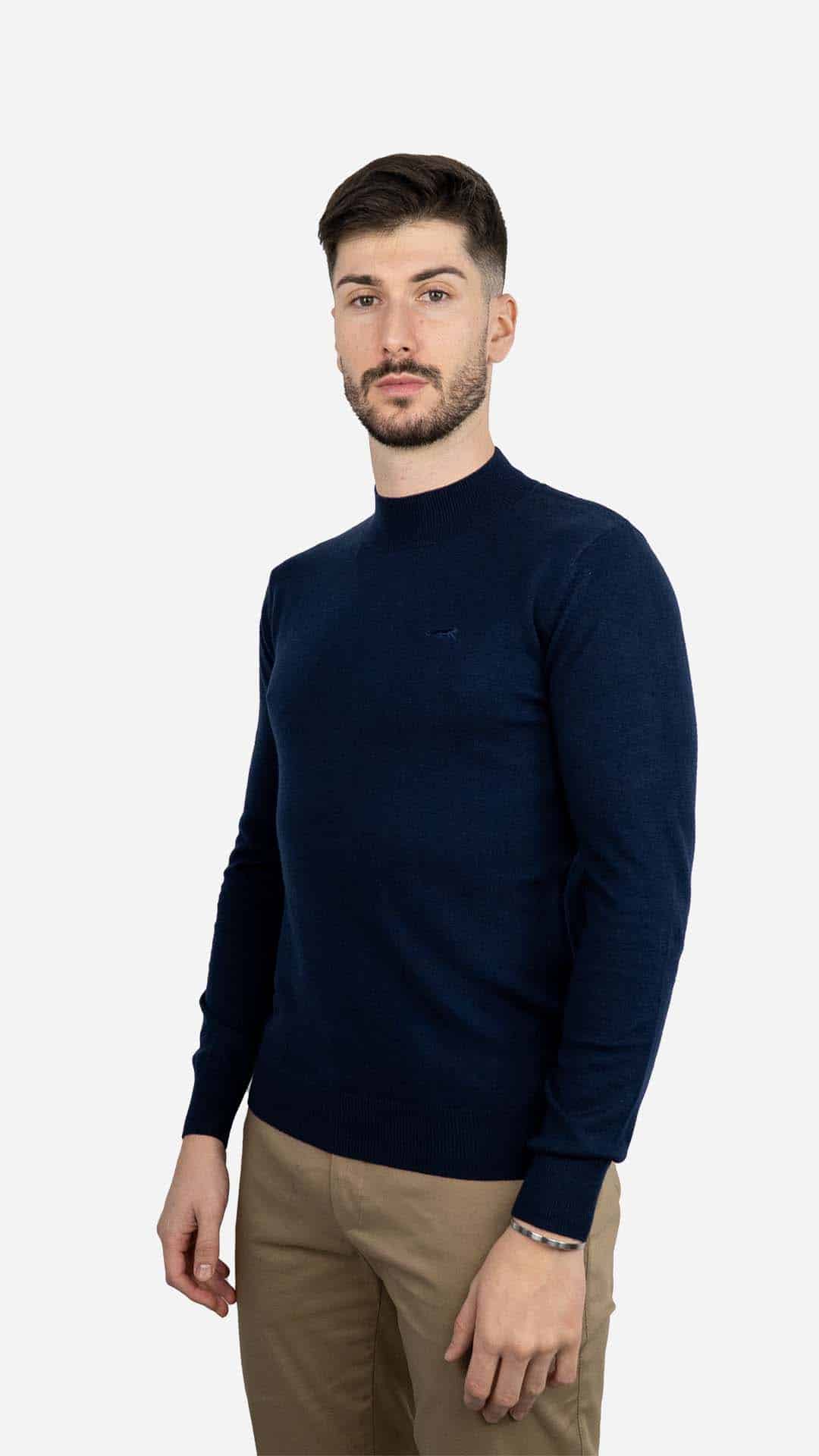Camisola de Gola Azul