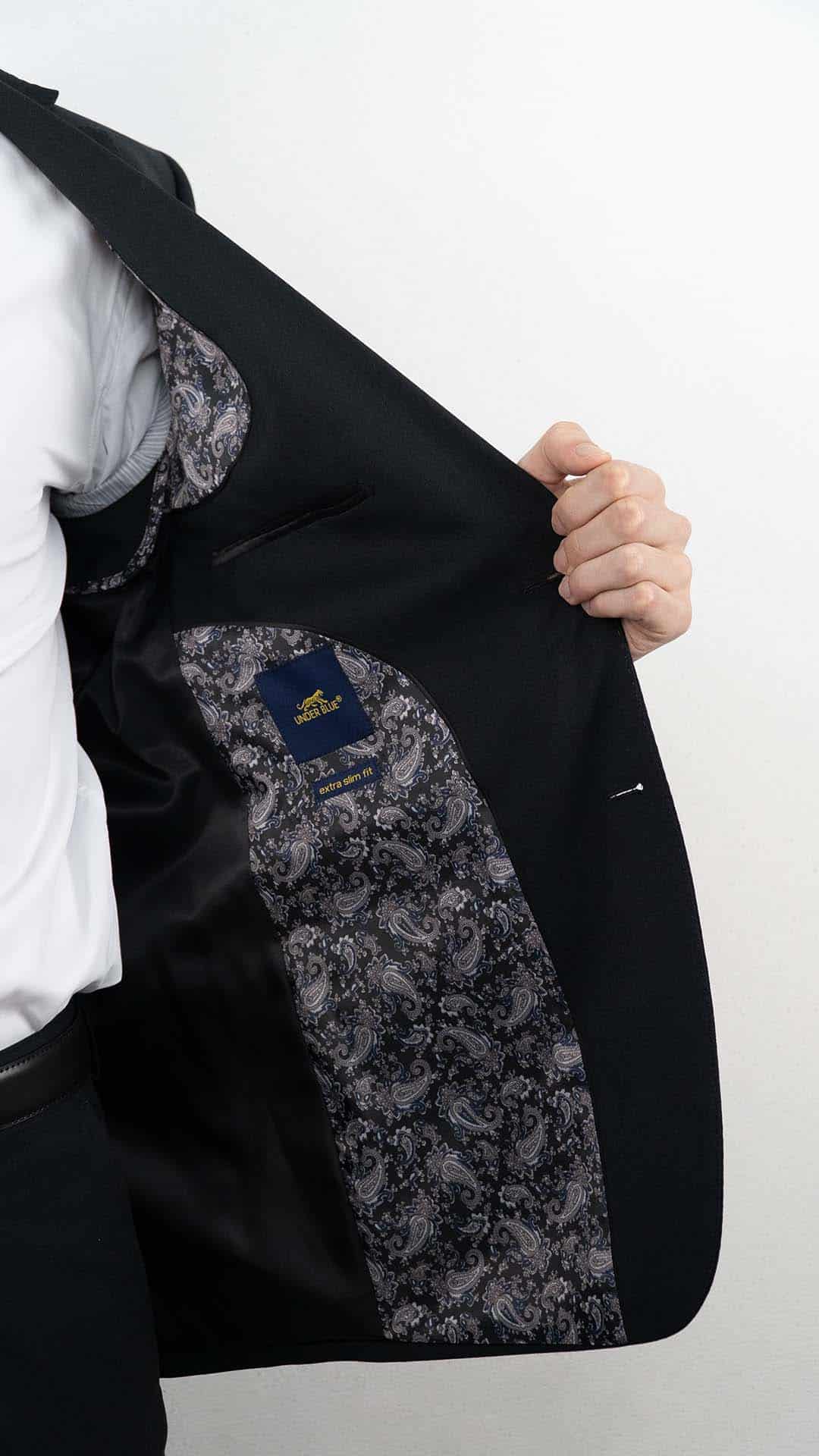 Fato Pleat Preto